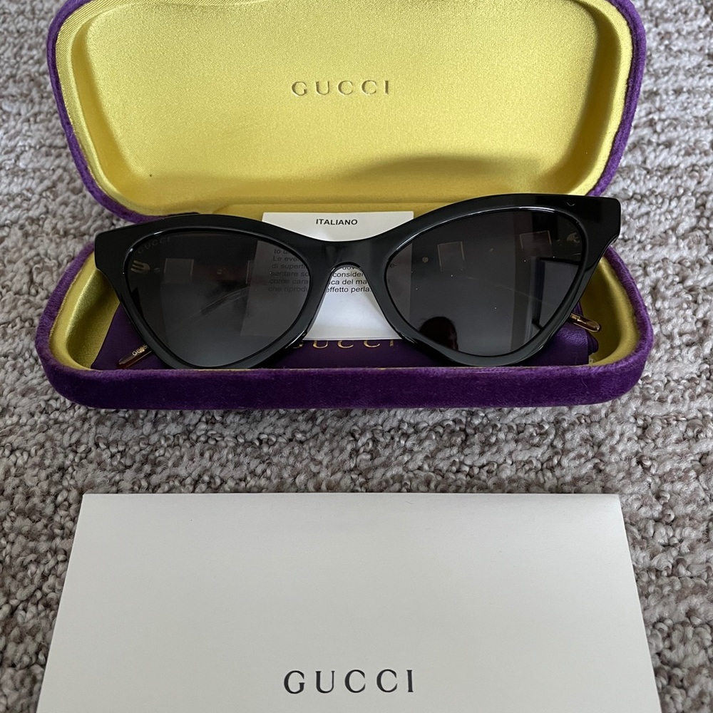 Gucci Cat Eye Sunglasses